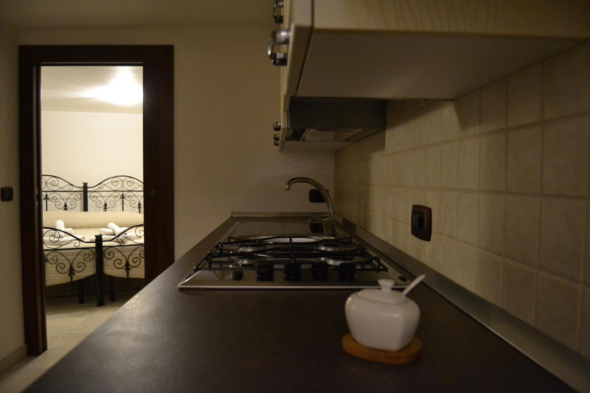Al Borgo Antico Ristorante E B&B Crispiano Екстер'єр фото