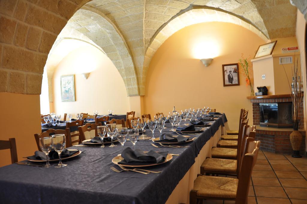 Al Borgo Antico Ristorante E B&B Crispiano Екстер'єр фото